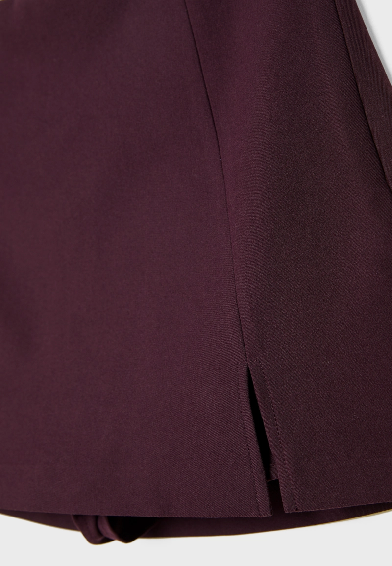 Юбка-шорты с разрезом сбоку