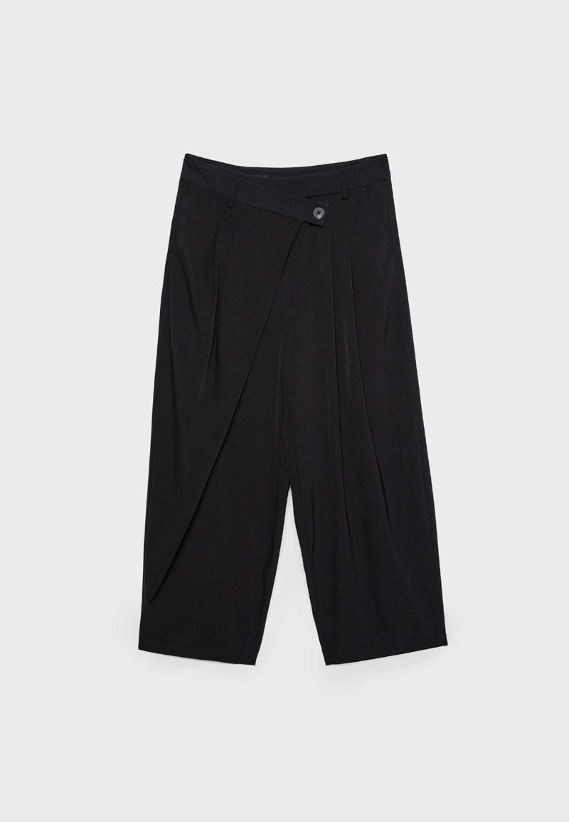 Классические брюки с запахивающейся талией