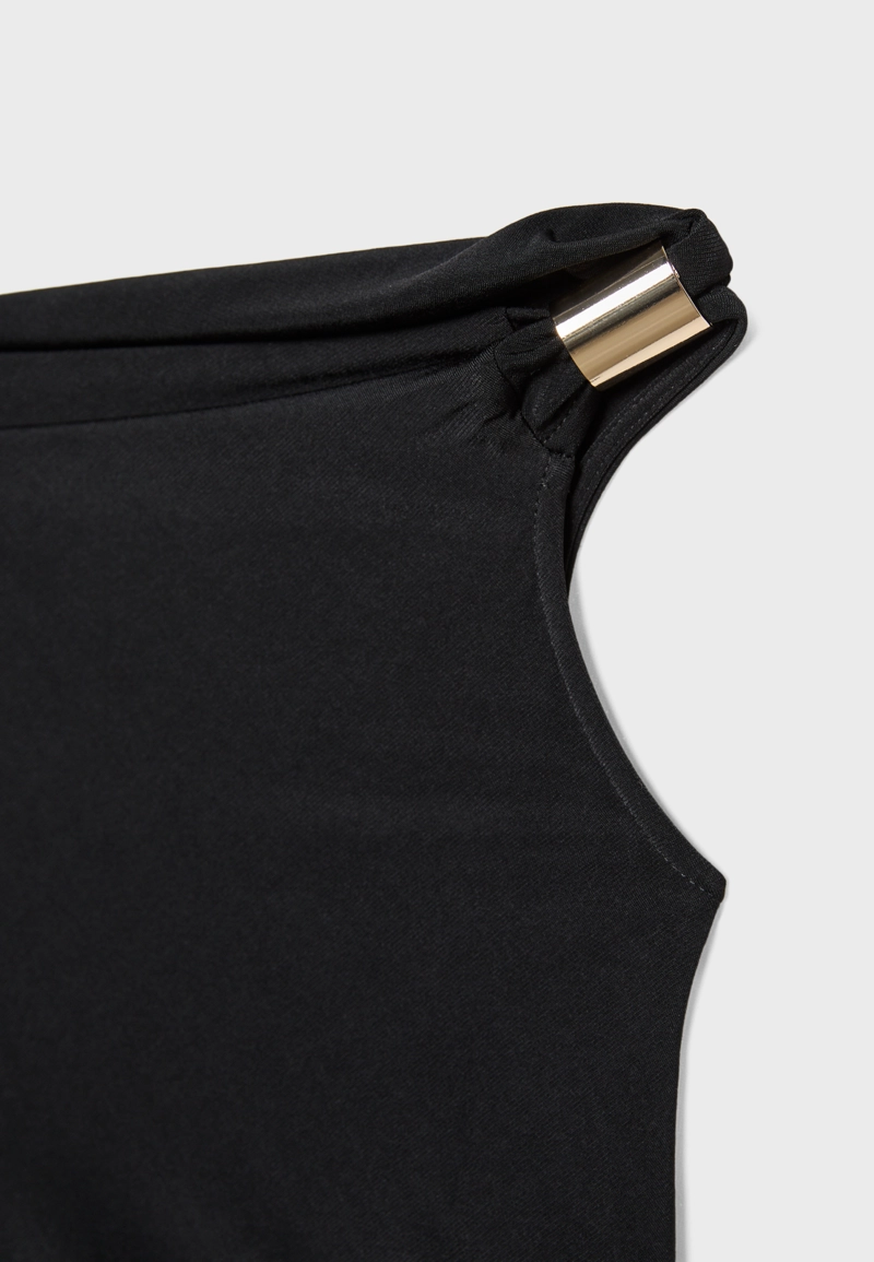 Асимметричный топ с металлическим кольцом