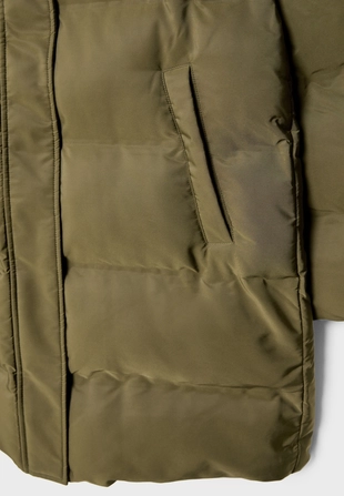 Утепленное пальто с капюшоном и мехом- Заказать в России