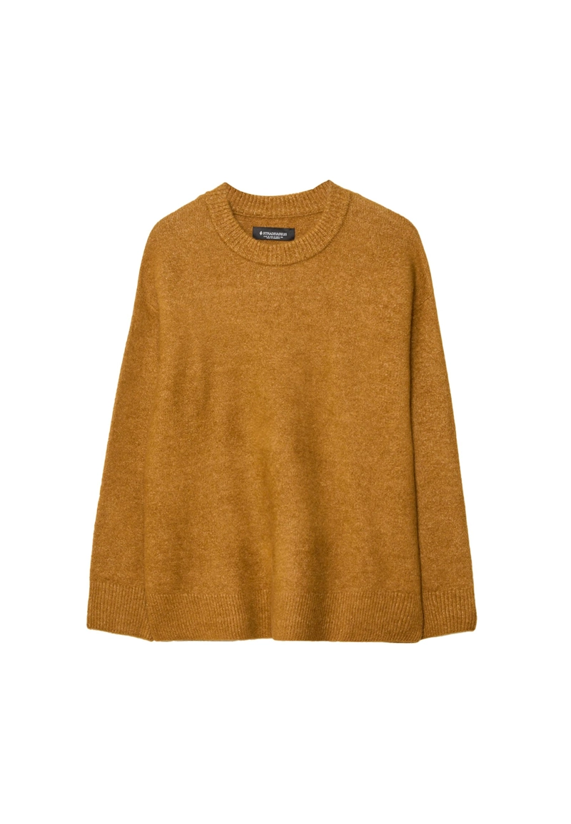 Джемпер из мягкого трикотажа