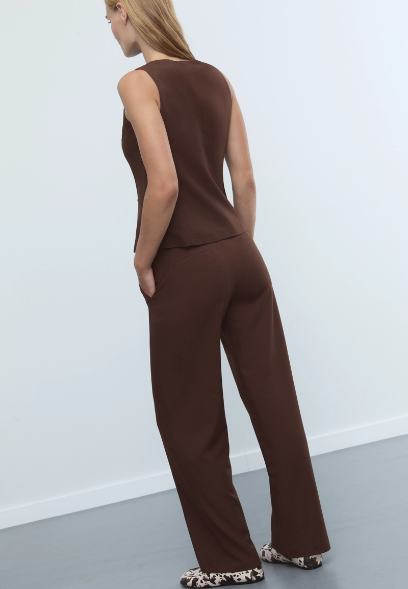 Прямые струящиеся брюки с поясом