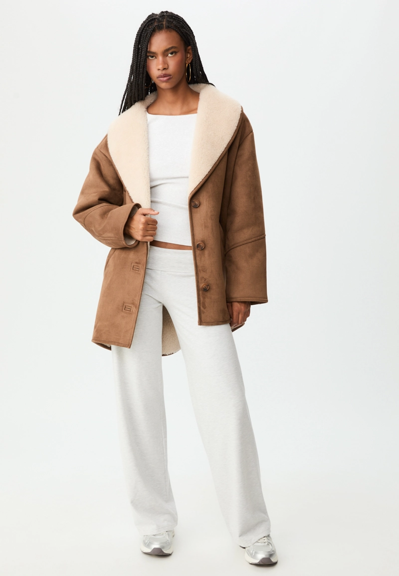 Короткое двустороннее пальто