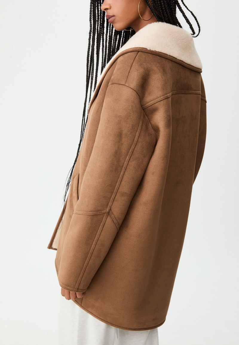 Короткое двустороннее пальто