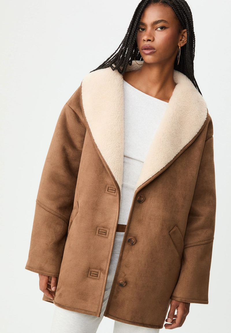 Короткое двустороннее пальто