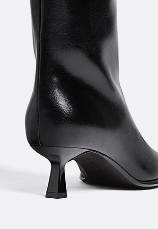 Сапоги на среднем тонком каблуке- Заказать в России