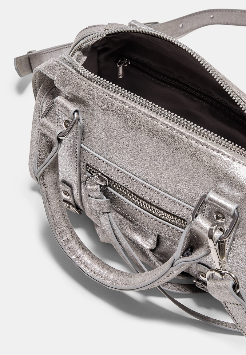 Сумка-боулинг с плечевым ремнем на молнии