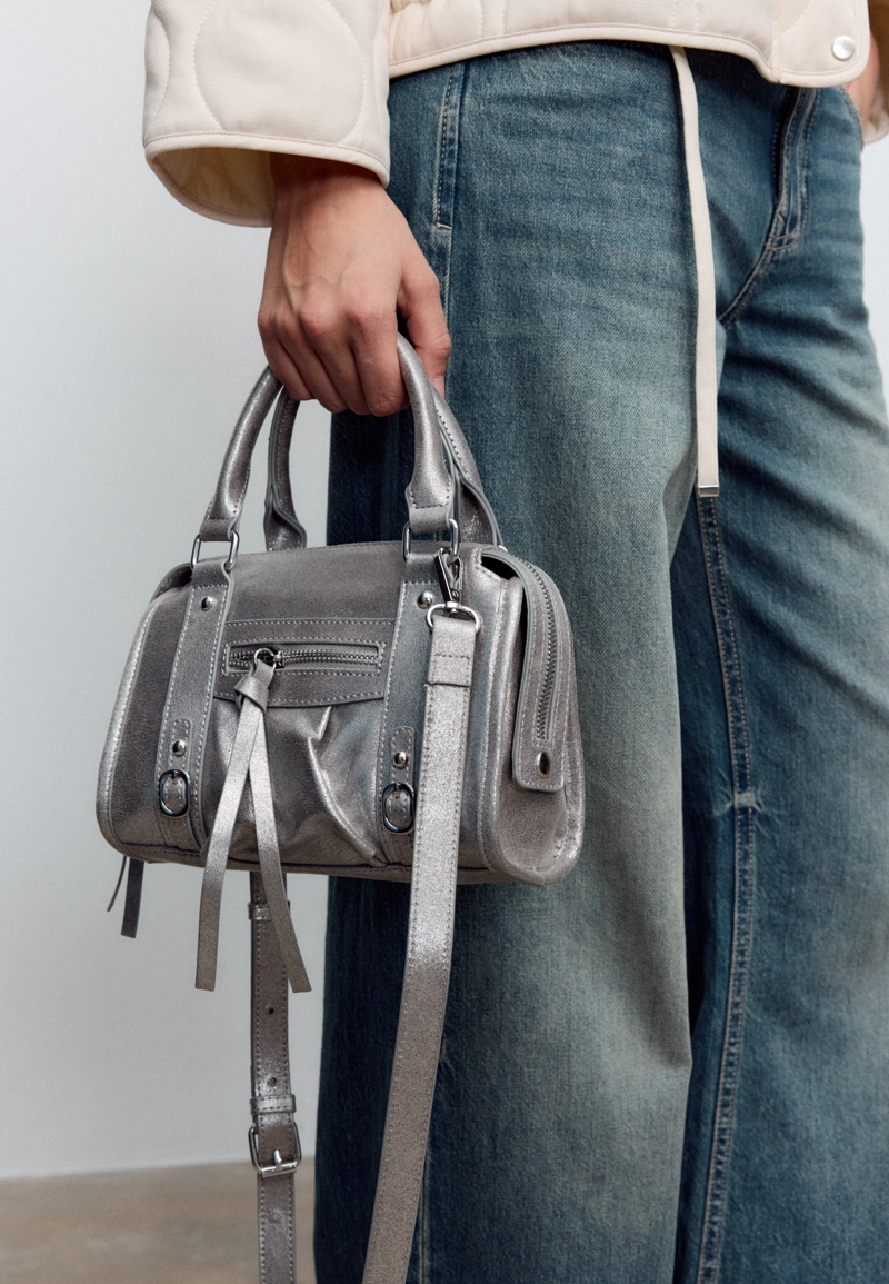 Сумка-боулинг с плечевым ремнем на молнии