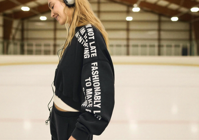 Толстовка с эффектом потертости из мягкой ткани