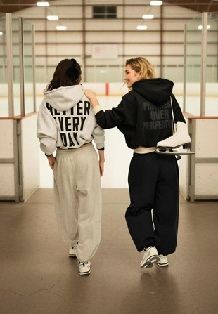 Толстовка-бомбер с принтованным капюшоном- Заказать в России