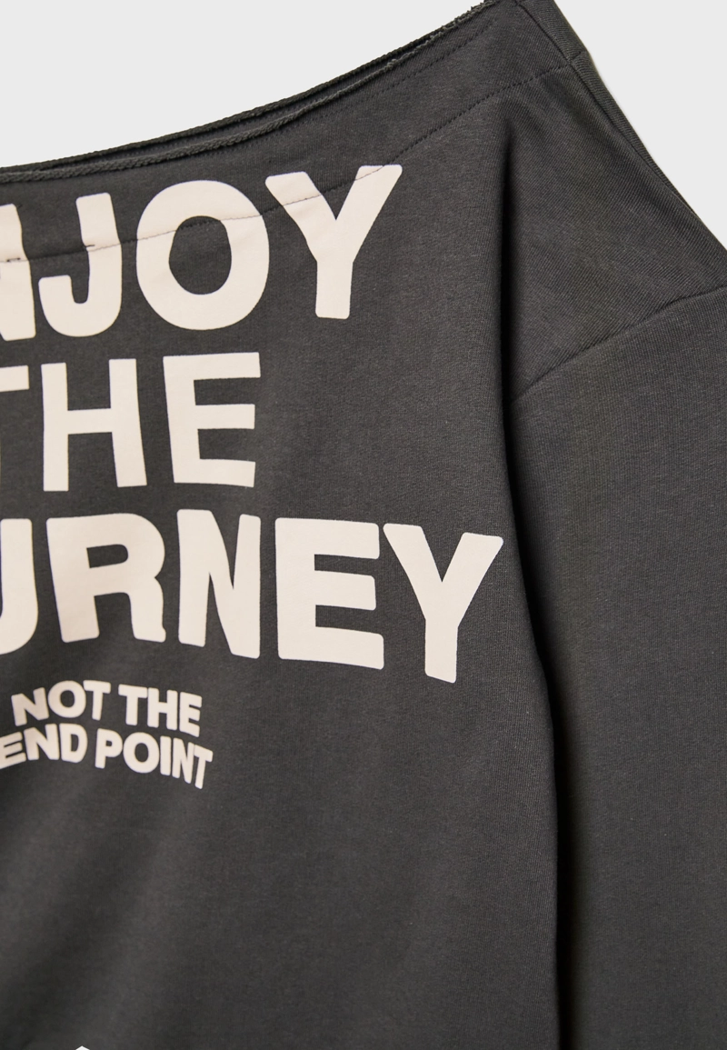 Толстовка с открытыми плечами