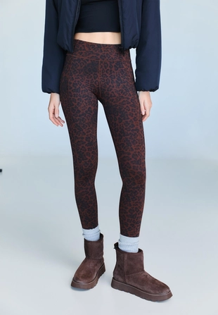 Легинсы укороченные с вырезами- Заказать в России