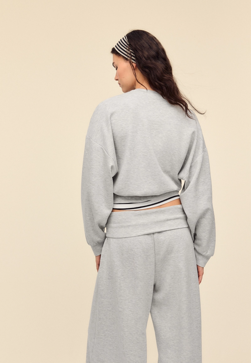 Толстовка с рукавами «летучая мышь» и мягкой на ощупь тканью