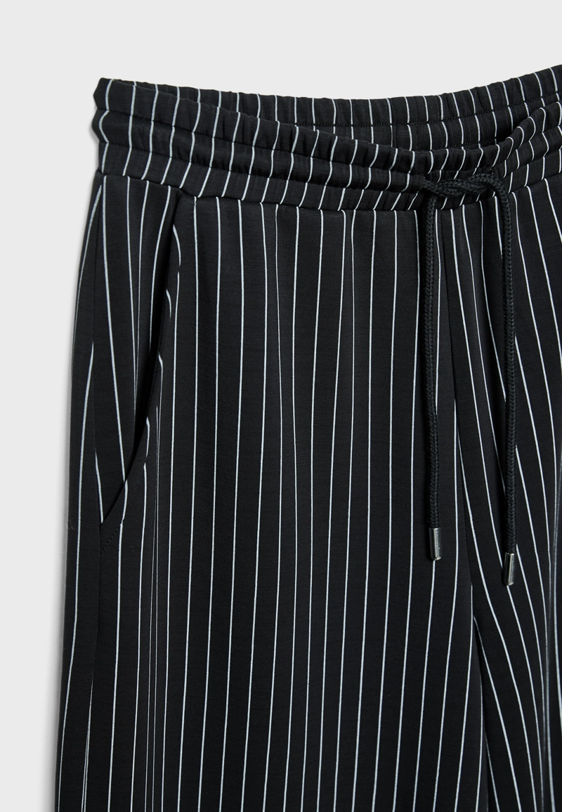 Брюки-джоггеры палаццо, мягкие на ощупь