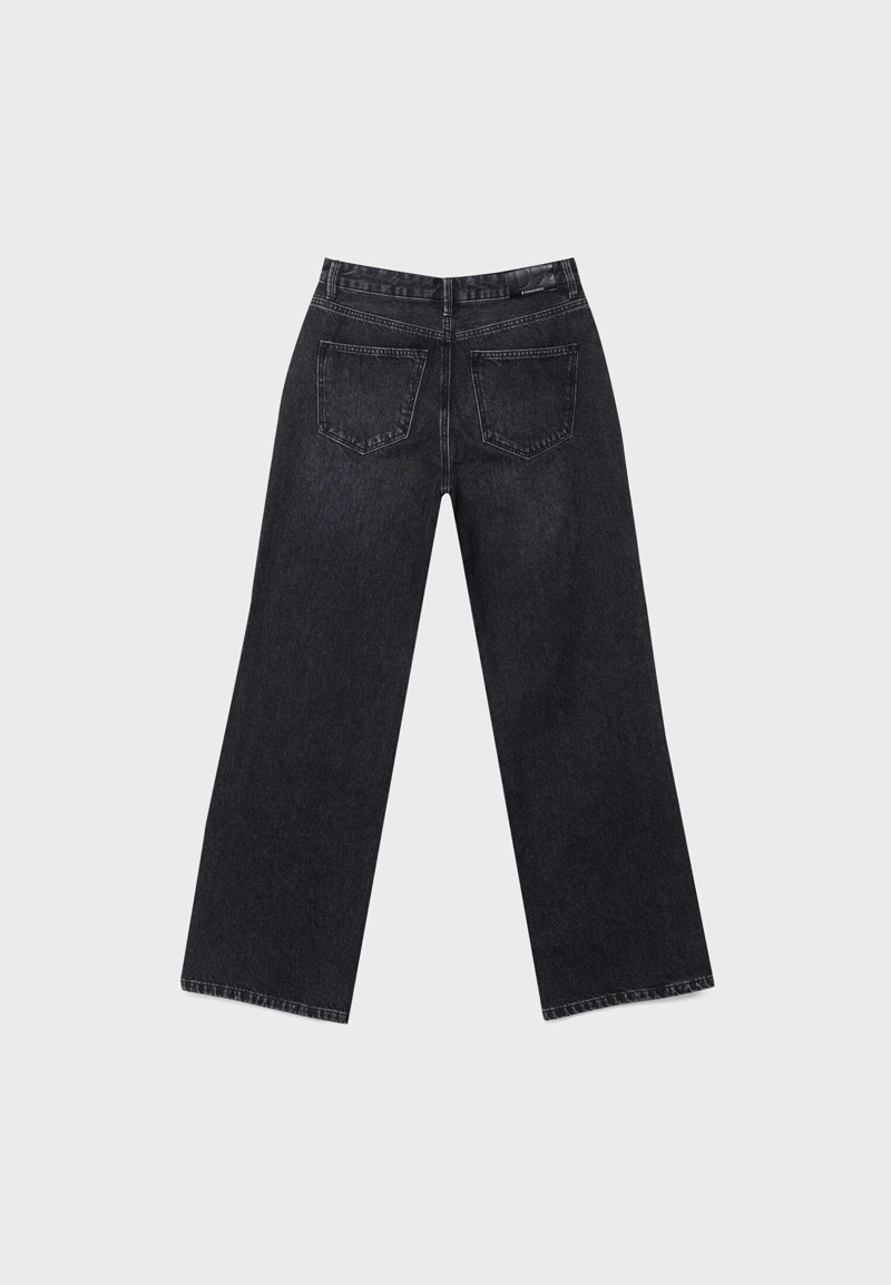 Джинсы прямого кроя