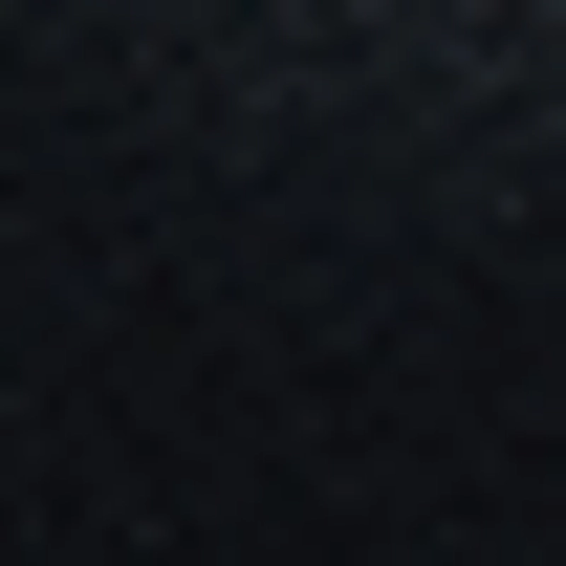 Кепка с заклепками