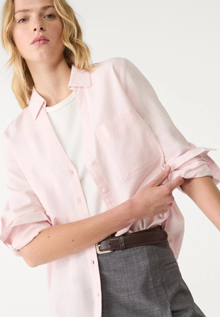 Свободная рубашка с карманом из льняной ткани- Заказать в России