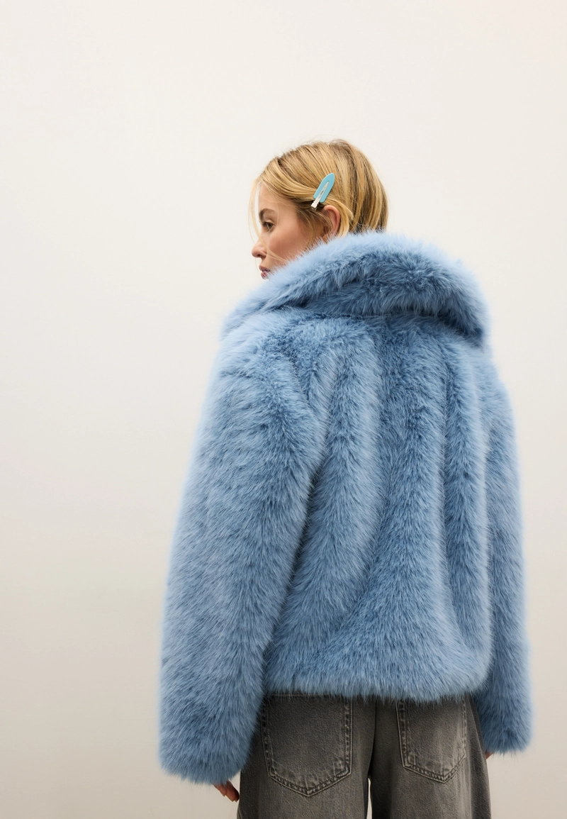 Куртка из искусственного меха с лацканами