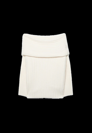 Асимметричный свитер в рубчик с открытыми плечами- Заказать в России