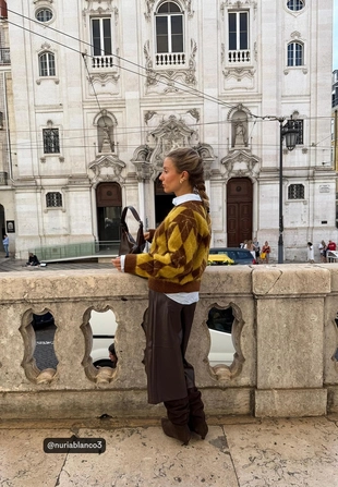 Свитер с ромбовидным узором- Заказать в России