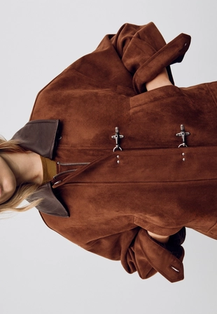 Куртка из искусственной замши с застежками-тоггл- Заказать в России