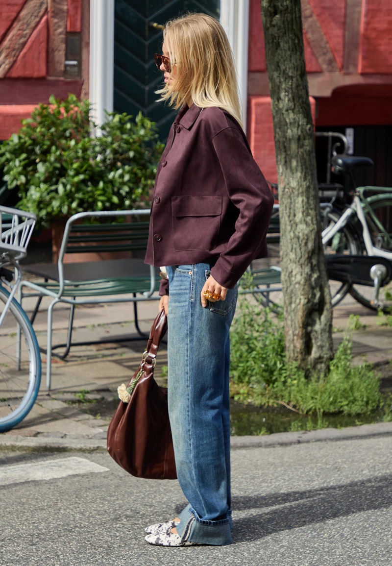 Куртка с карманами из искусственной замши