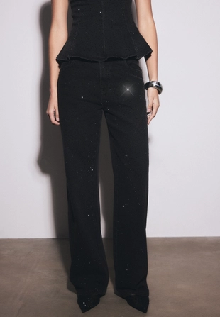 Джинсы прямого кроя с блестящей отделкой- Заказать в России