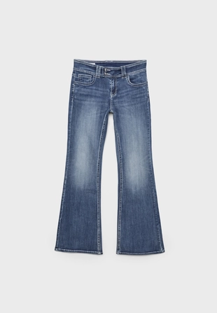 Джинсы клеш с вышивкой на карманах- Заказать в России