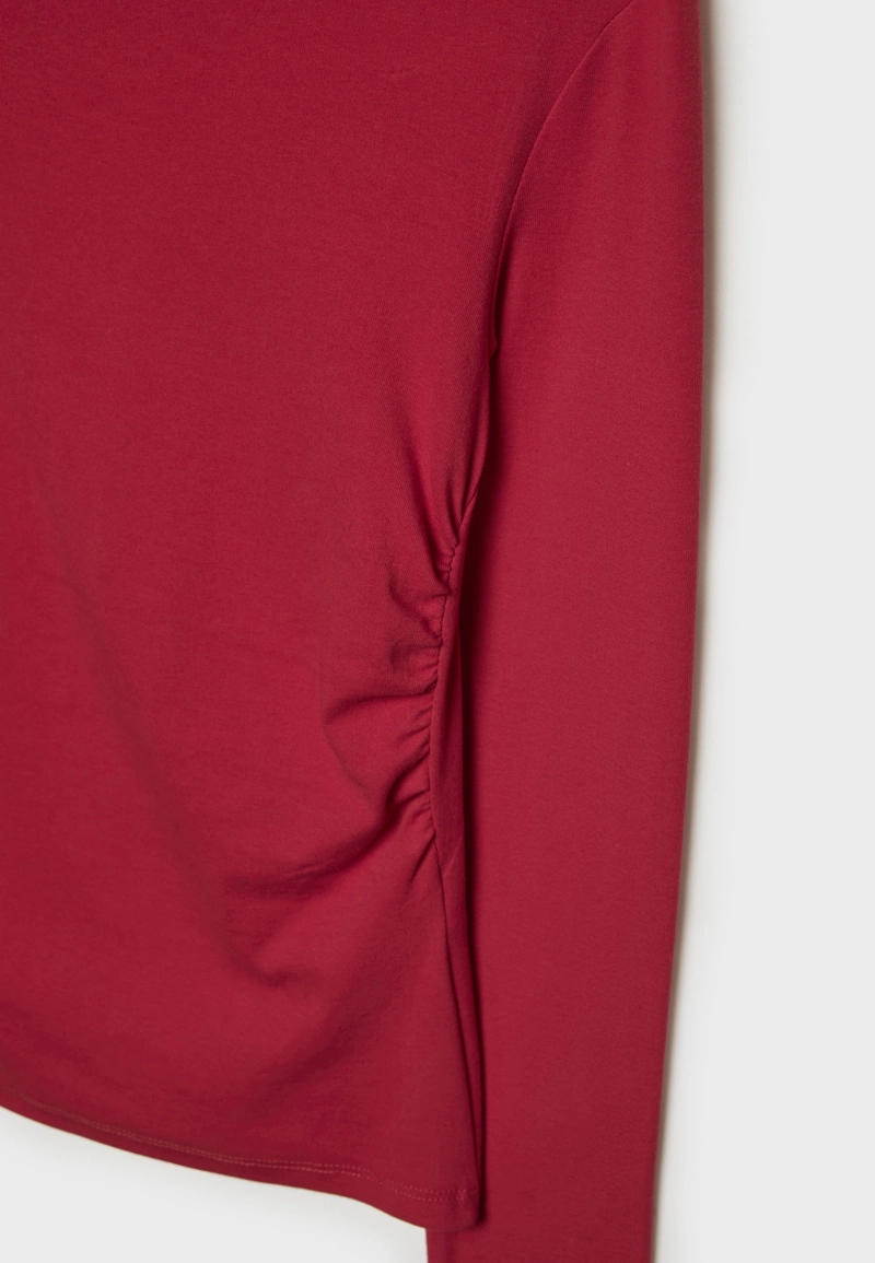 Футболка с длинными рукавами и сборками