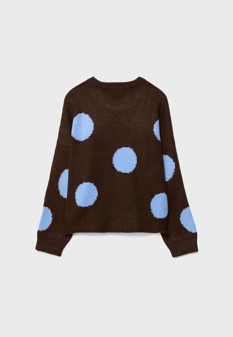 Вязаный свитер в горошек