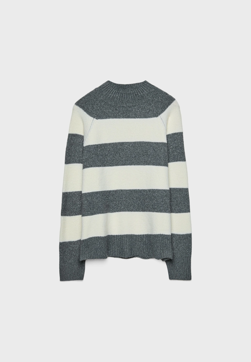 Базовый вязаный свитер