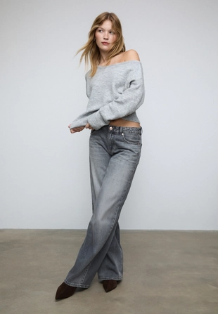 Мягкий вязаный джемпер с вырезом-лодочкой- Заказать в России