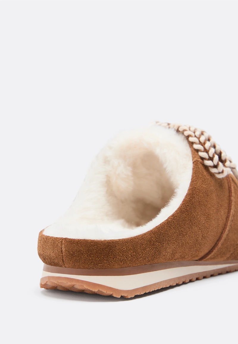 Кожаные тапочки без задников