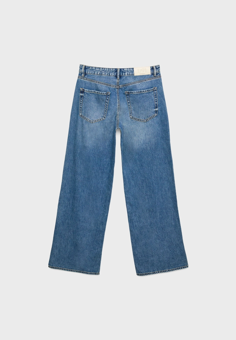 Джинсы D91 с низкой посадкой и широкими штанинами