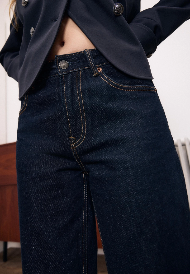 Джинсы D91 с низкой посадкой и широкими штанинами