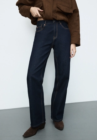 Джинсы прямого кроя- Заказать в России