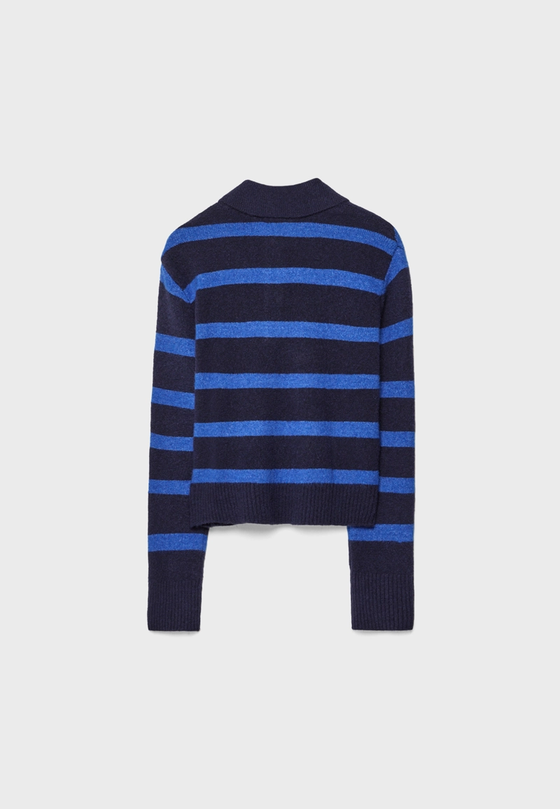 Полосатый свитер-поло