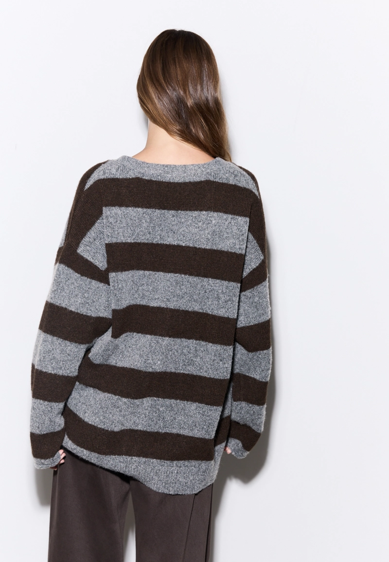 Вязаный жакет оверсайз