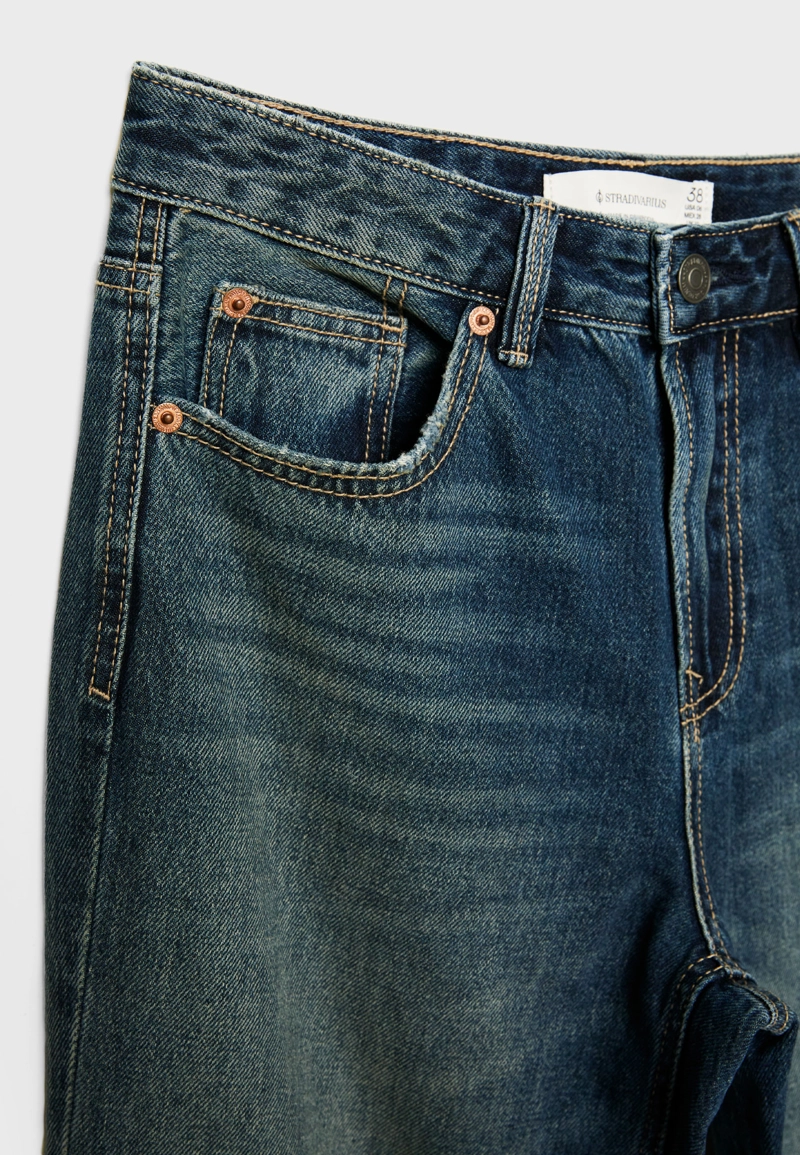 Джинсы прямого кроя