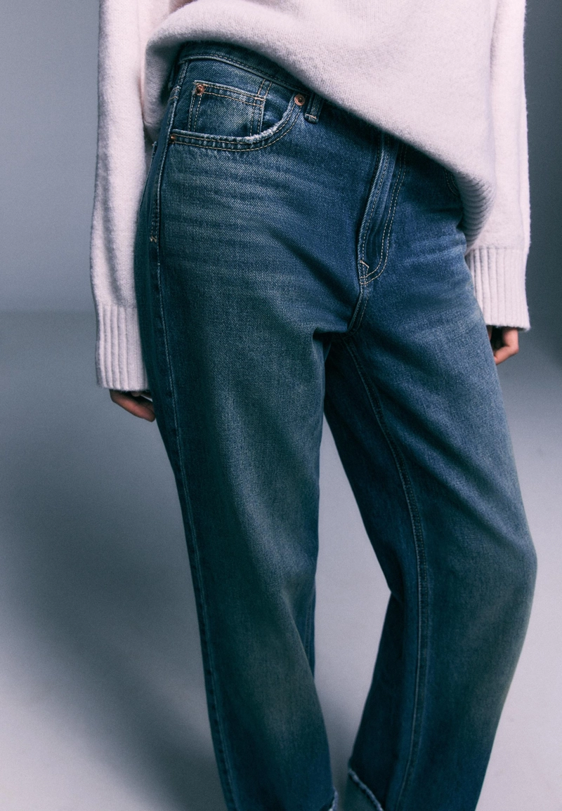 Джинсы прямого кроя