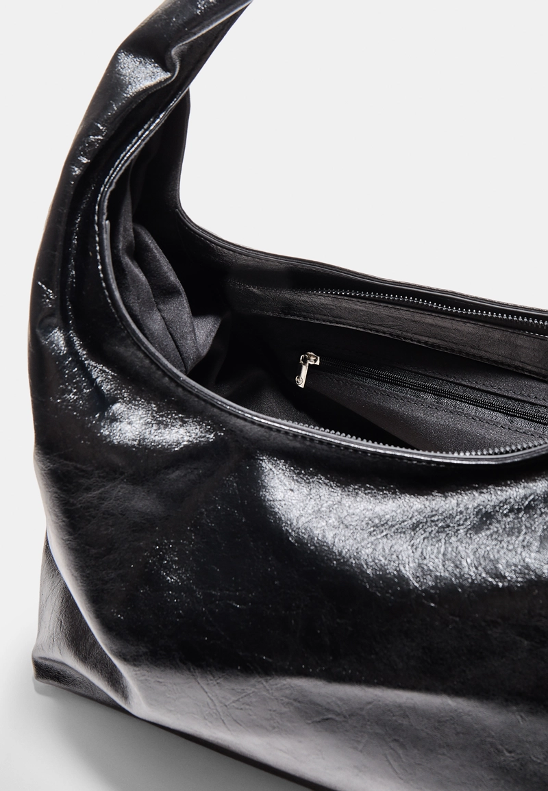 Мягкая сумка на плечо из искусственной кожи