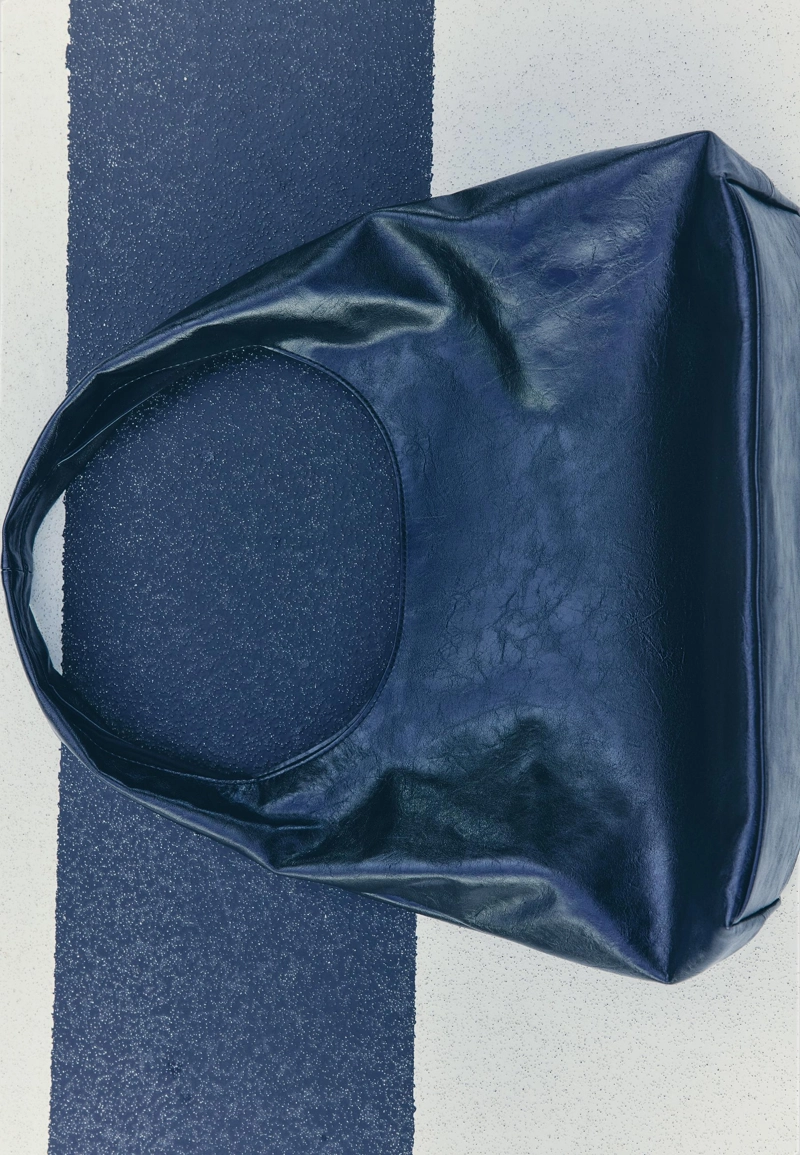 Мягкая сумка на плечо из искусственной кожи