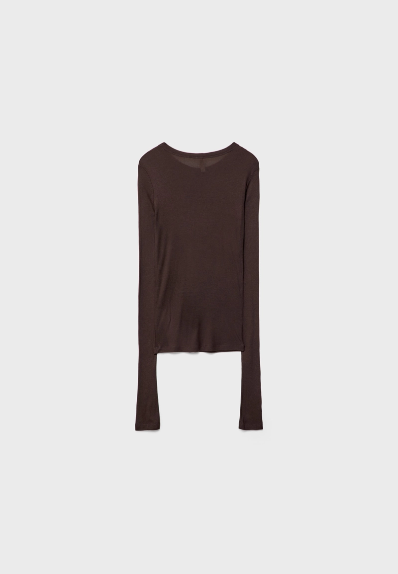 Футболка в рубчик с длинными рукавами