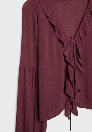 Блузка с воланами- Заказать в России