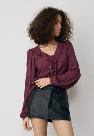 Блузка с воланами- Заказать в России