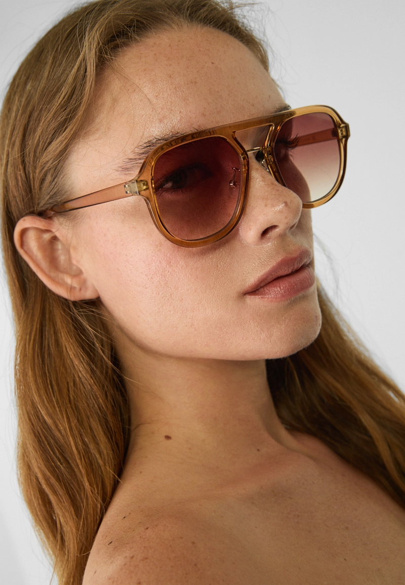 Солнцезащитные очки с двойной перемычкой