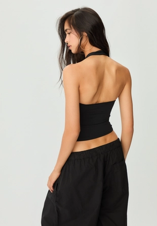 Футболка с горловиной халтер- Заказать в России