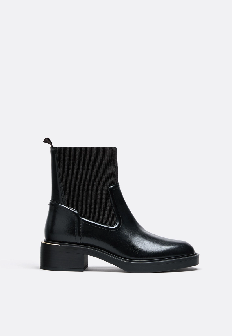 Ботинки челси на плоской подошве