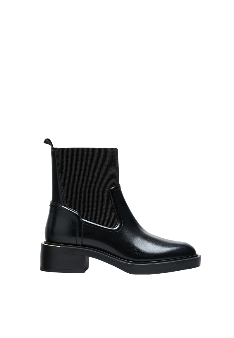 Ботинки челси на плоской подошве