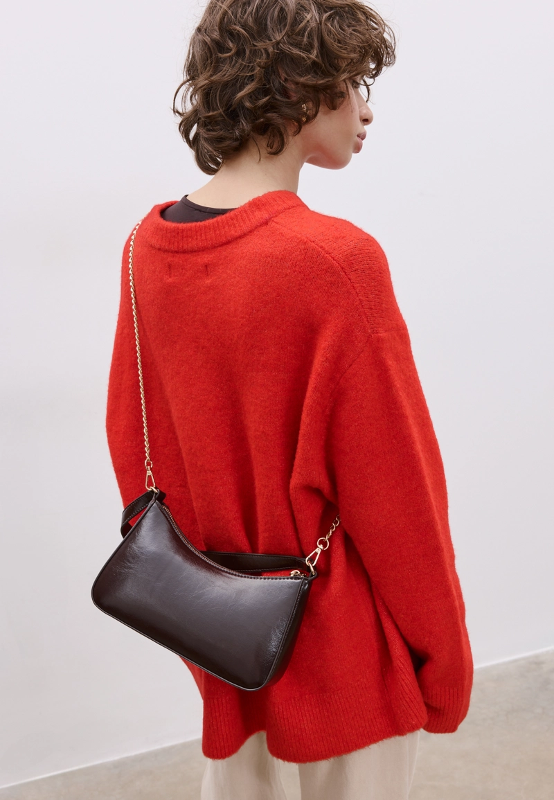 Сумка на плечо с цепочкой